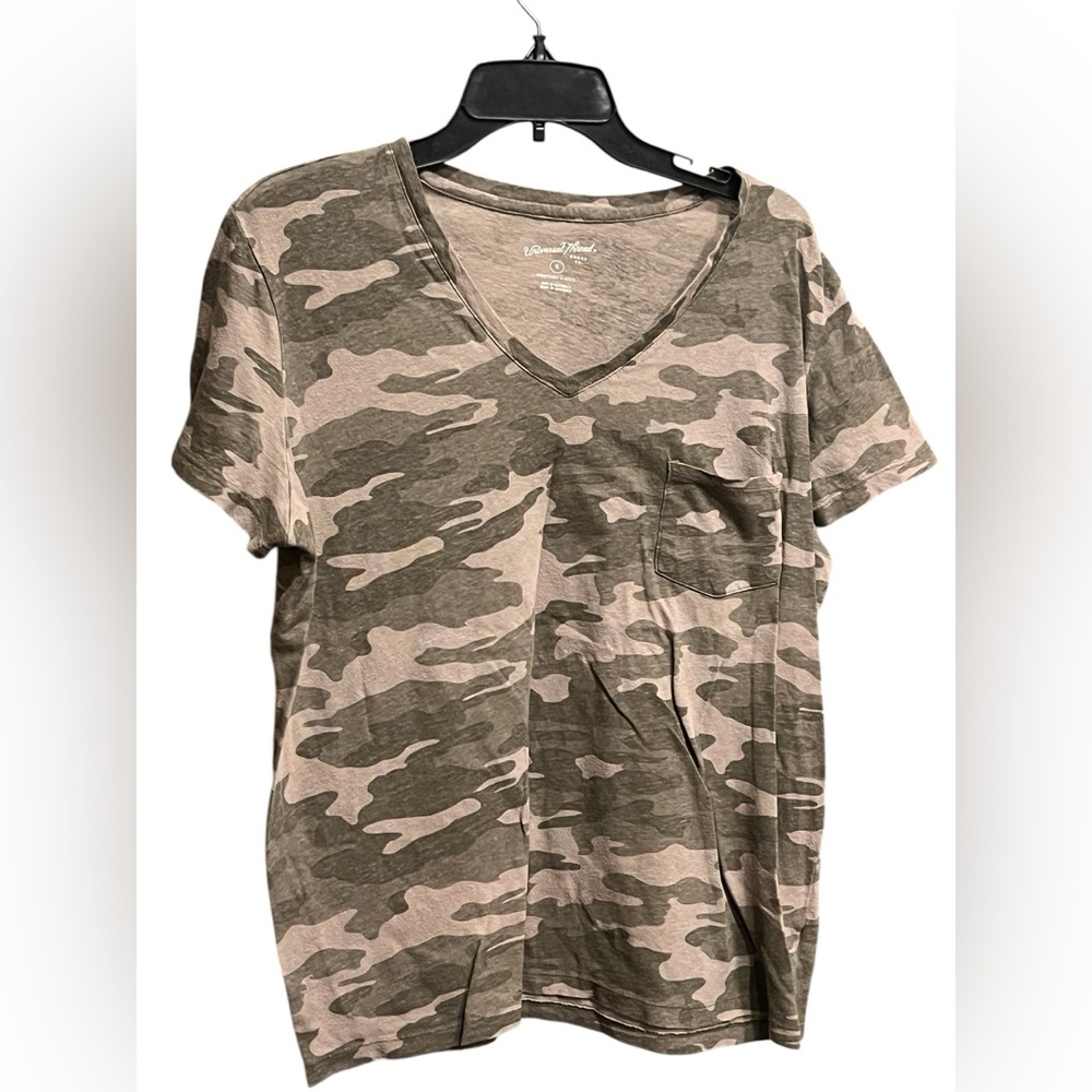 Camo Women’s Short Sleeve Shirt
